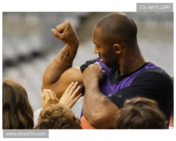 篮球赛场最后一秒压哨绝杀的激情与传奇瞬间背后的荣耀与梦想故事 - 副本 (3) - 副本