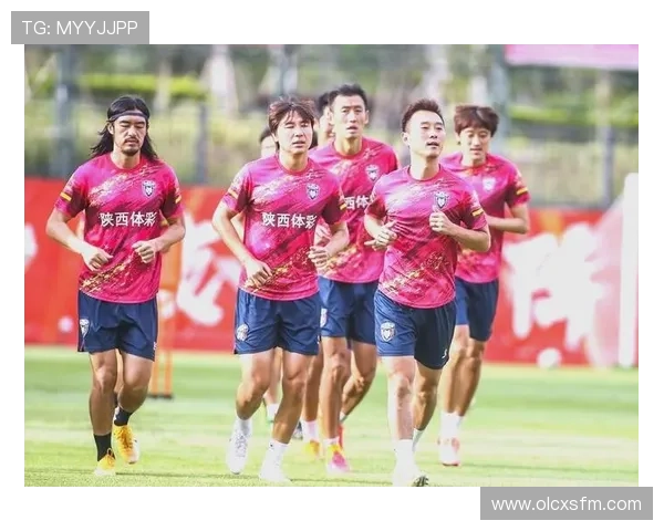 中超联赛焦点战:广州恒大迎战上海上港,双方全力争夺冠军争夺战胜算 中超联赛焦点战:广州恒大迎战上海上港,双方全力争夺冠军争夺战胜算